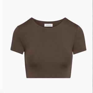 Aritizia Babaton Contour Crew Ribcage Tshirt